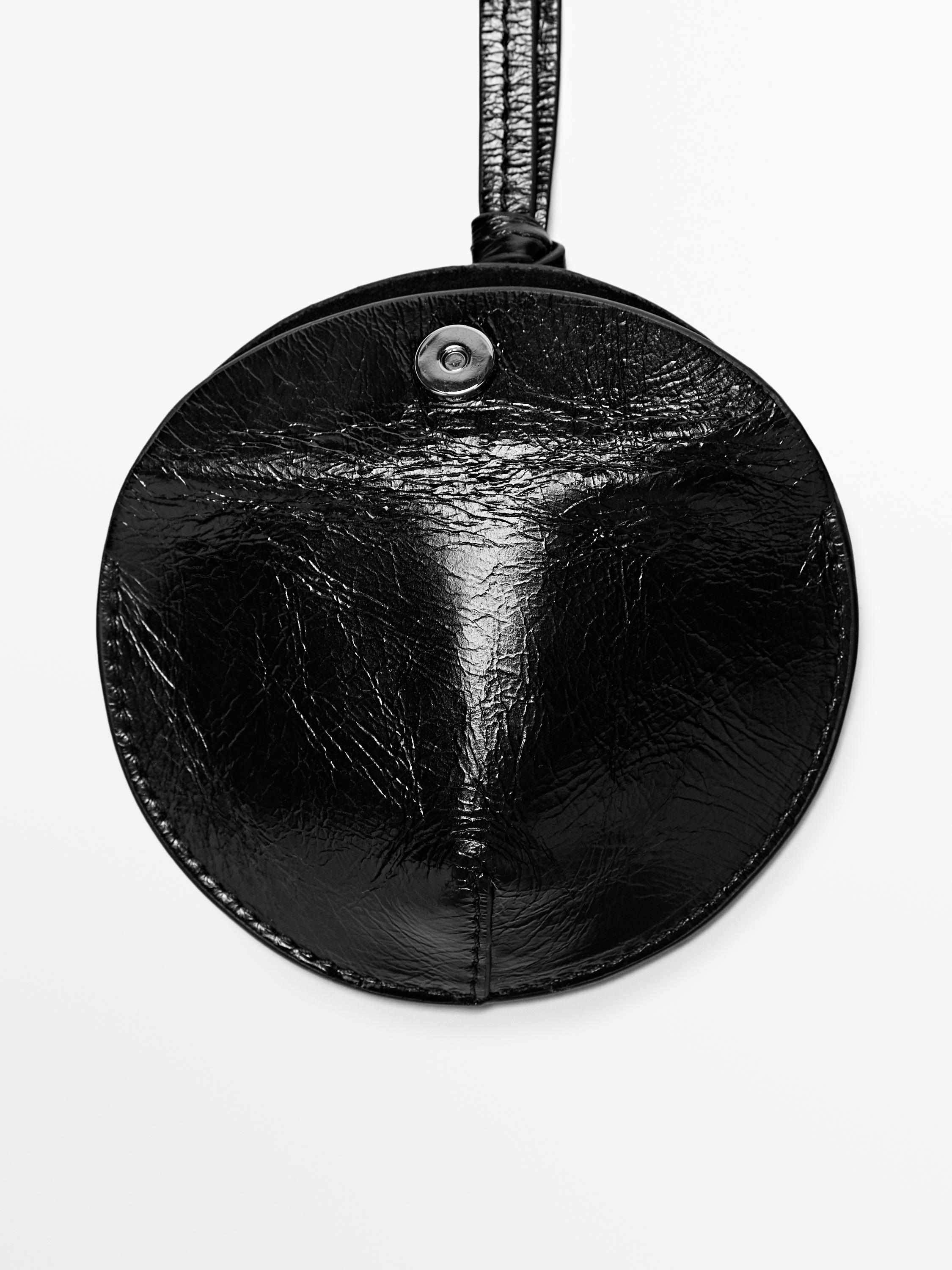 Foldable nappa leather AirPods case